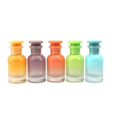 Mua Các nhà sản xuất Bán buôn Chai nước hoa dạng xịt 30ml Spot, Chai xịt miệng màu Gradient Chai nước hoa thủy tinh online manufacture