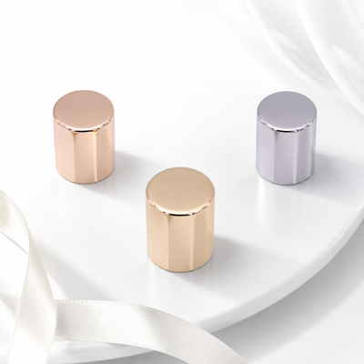 Nắp nước hoa Zamak có thể tùy chỉnh với gương mạ vàng hồng và bịt chống rò rỉ cho chai FEA 15
